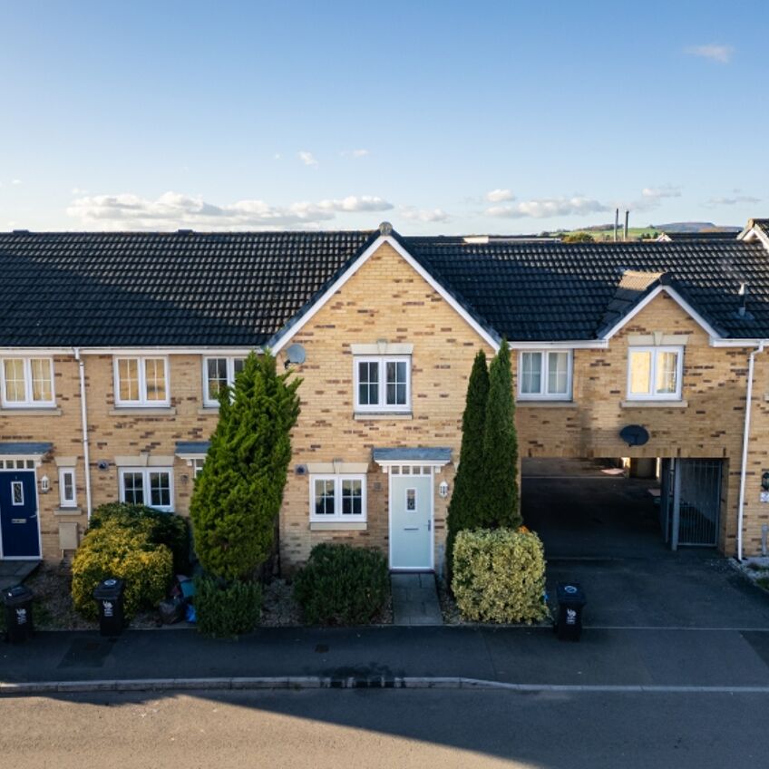 Schooner Close, Newport. For sale with Clarke & Partners estate agent.